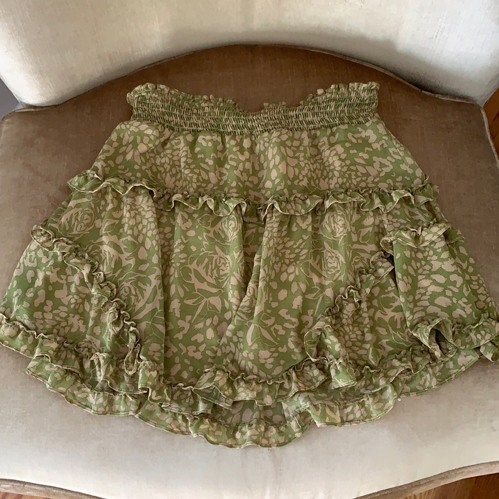 Flowy skirt